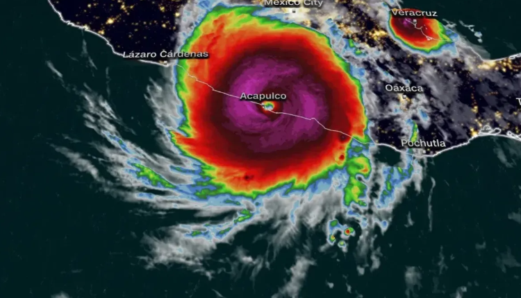 Furacão atinge Acapulco no México ventos de até 270 km h Brasil123