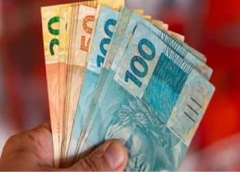 Governo começa a pagar hoje auxílio de R$ 600 para inscritos em site ou app