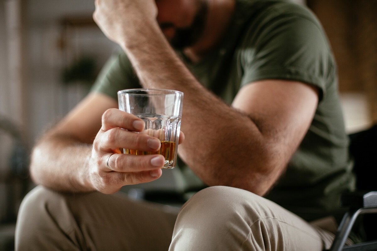 As bebidas alcóolicas são substâncias que provocam alterações no organismo - Reprodução AdobeStock