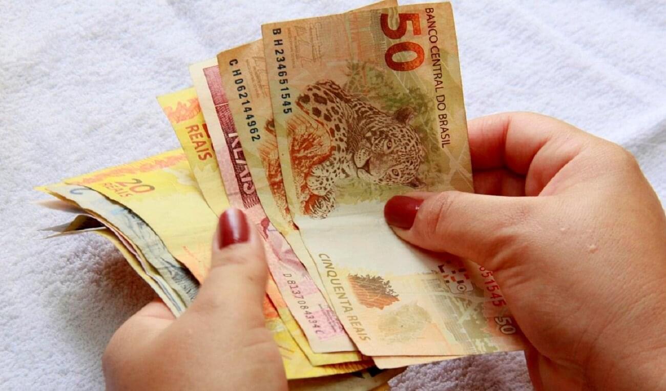 O que MUDA com o REAJUSTE do salário mínimo?