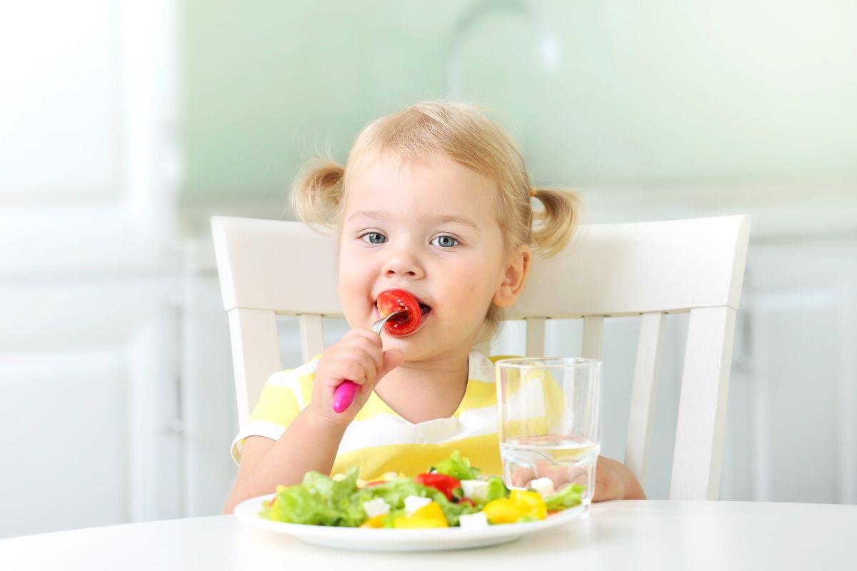 Nutrição na infância - Reprodução Canva Nutrição na infância - Reprodução Canva