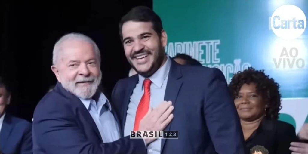 Jorge Messias também relatou que a AGU vai criar a Procuradoria Nacional de Defesa da Democracia, estrutura nova dentro do governo federal.