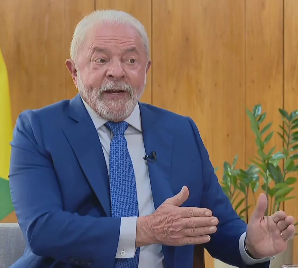 Ministros levaram bronca de Lula após companhias aéreas questionarem projeto que visa passagens a R$ 200 1 Lula deu a bronca dizendo que nenhuma pessoa pode lançar um programa sem antes ter a aprovação da Casa Civil.