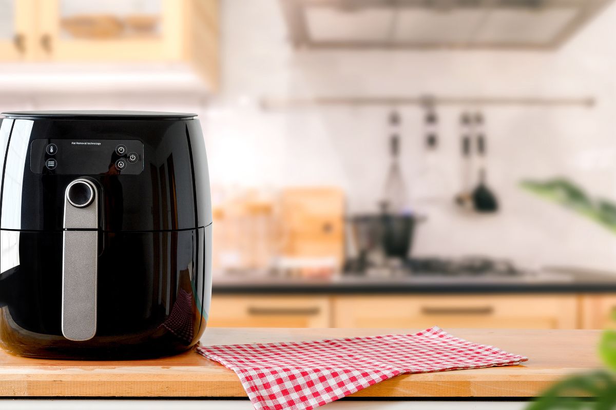 Bolo na airfryer- Reprodução Canva Bolo na airfryer- Reprodução Canva