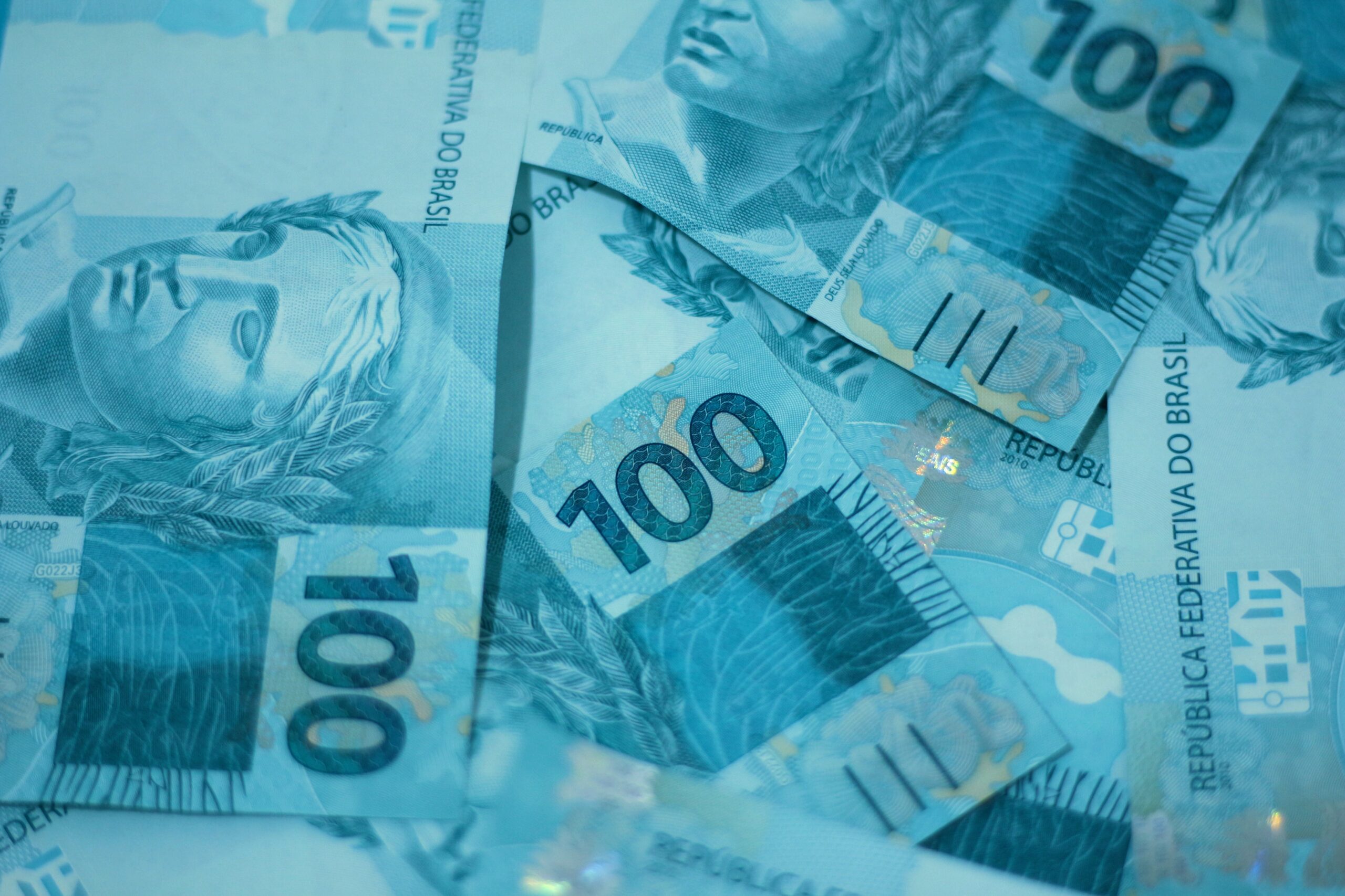 Bancos são SEGUROS? Saiba em qual banco CONFIAR 
