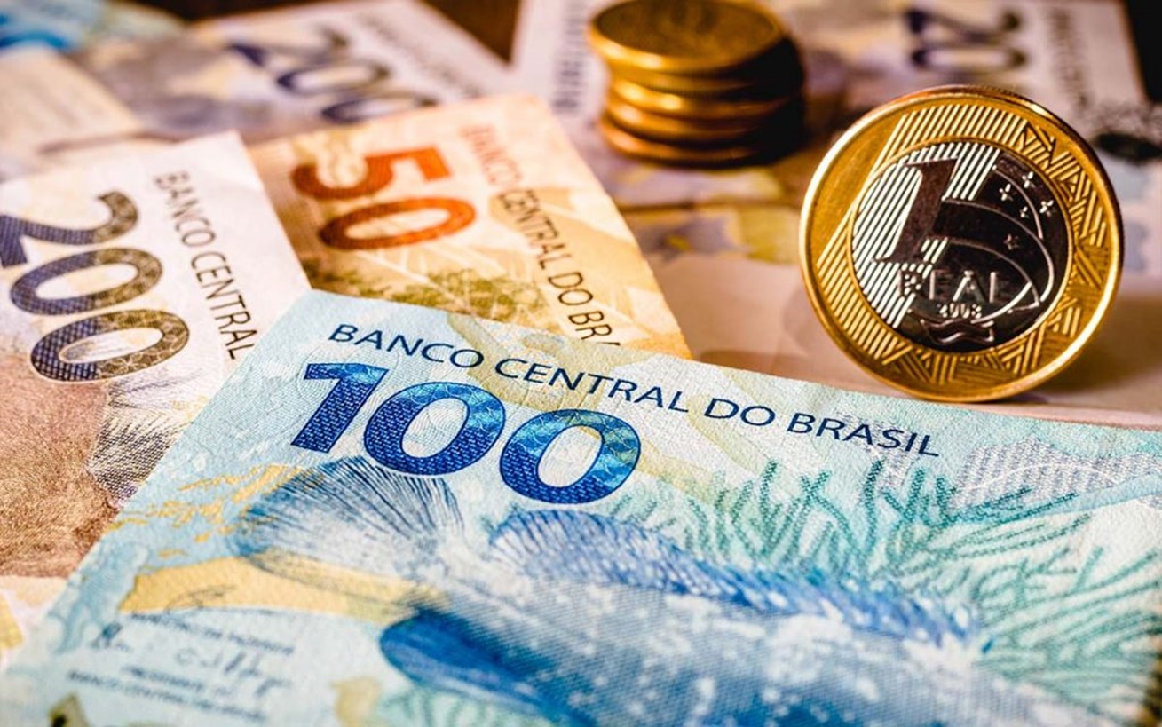 Governo Federal anuncia valor do salário mínimo para 2024