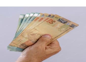 Mais de 23 milhões de pessoas se cadastraram para receber o auxílio de até R$ 1.200