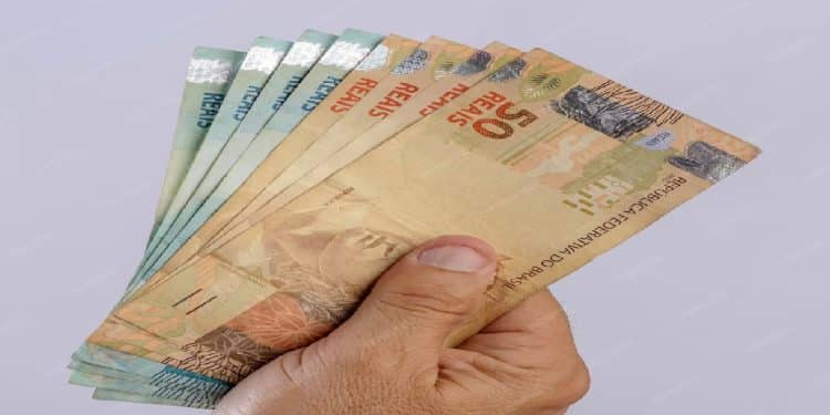 Mais de 23 milhões de pessoas se cadastraram para receber o auxílio de até R$ 1.200