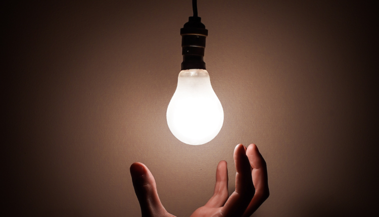 Como REDUZIR o valor da sua conta de energia de maneira simples e fácil Reprodução - Pexels