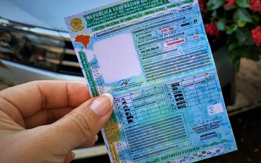 Descubra como conseguir DESCONTO de até 70% na CNH