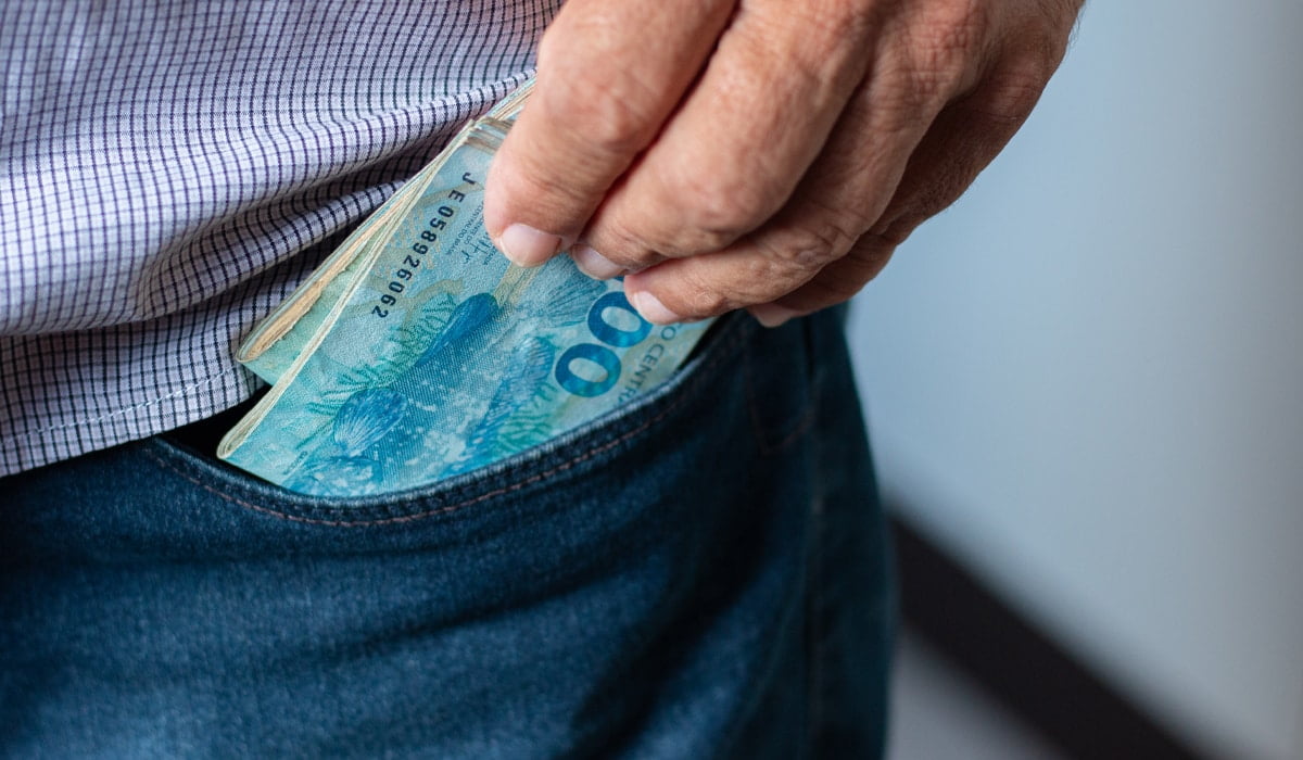 INSS anuncia pagamento da parcela única do 13º SALÁRIO; veja quem recebe o ABONO NATALINO