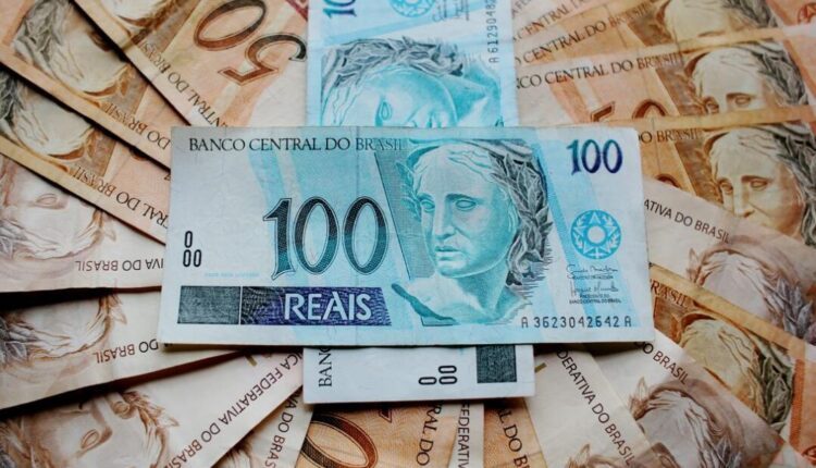 Veja como se aposentar recebendo R$ 5 MIL por mês