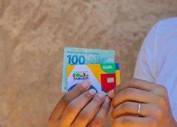 Bolsa Família: CAIXA deposita para novo grupo nesta quinta-feira (22) e valor passa de R$ 600