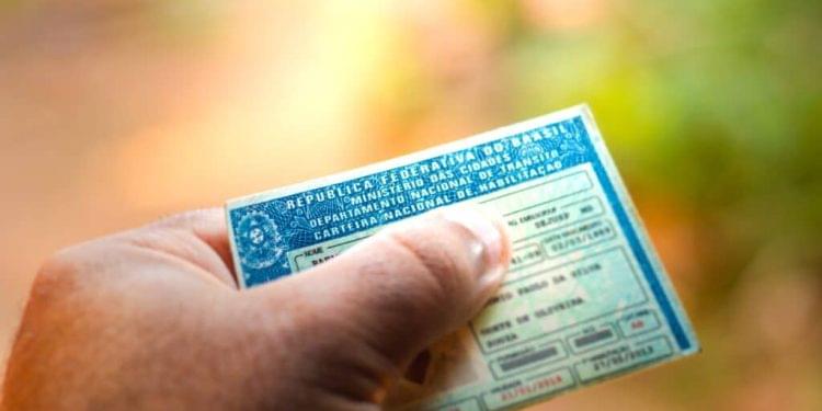 2 ALERTAS IMPORTANTES para quem tem CNH com o final 1, 2, 3, 4, 5, 6, 7, 8, 9, e 0