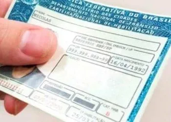 ÓTIMA NOTÍCIA: Motoristas com mais de 50 anos poderão renovar a CNH com desconto!