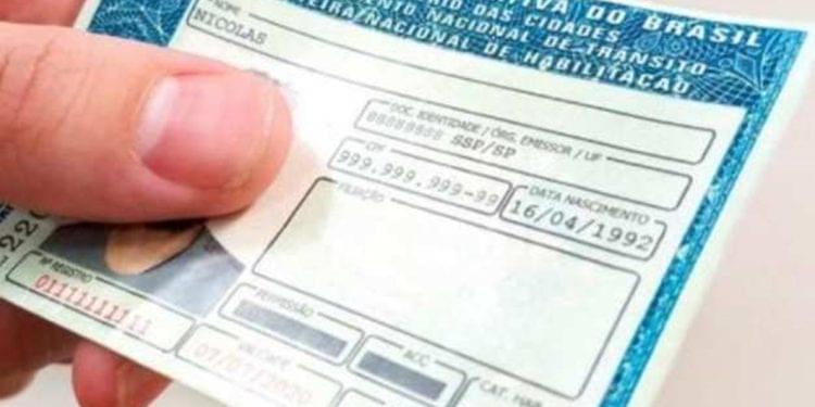 ÓTIMA NOTÍCIA: Motoristas com mais de 50 anos poderão renovar a CNH com desconto!