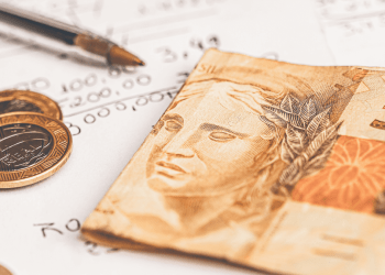 COMUNICADO IMPORTANTE do Serasa para brasileiros com dívidas há mais de 5 anos