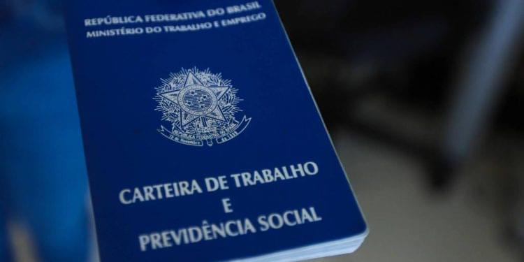 Trabalho em feriados: Veja o que já se sabe sobre as novas regras que estão prestes a sair