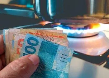 Qual será o valor do novo depósito do Vale-Gás? Consulte o calendário e confira a data de pagamento