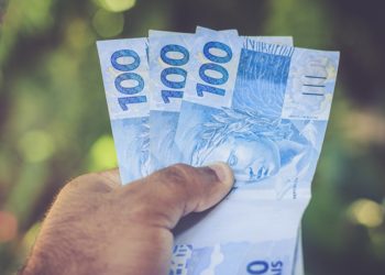 Banco do Brasil anuncia DUAS VITÓRIAS: PIX de R$ 1.412 + Antecipação do 13º SALÁRIO