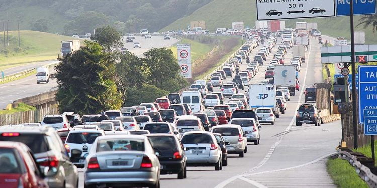Carnaval 2024: Veja quais são as 5 multas de trânsito mais comuns nesta época e se previna!
