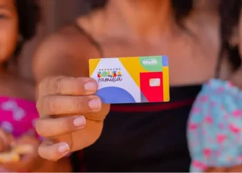 Confirmada ÓTIMA NOTÍCIA para Mães Solteiras do Bolsa Família: AUTORIZADO Pix EXTRA de R$ 300 em Fevereiro