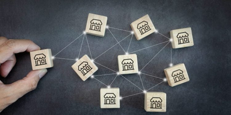 Franquias registram CRESCIMENTO no faturamento de 2023; acompanhe os números