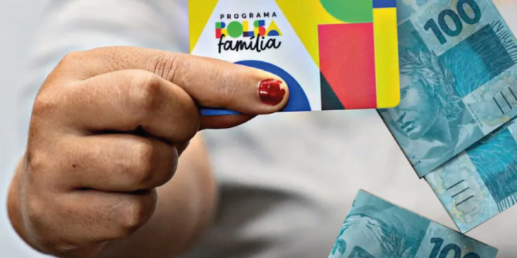 Bolsa Família e Auxílio Gás: Confira as últimas Atualizações e o Calendário de Abril
