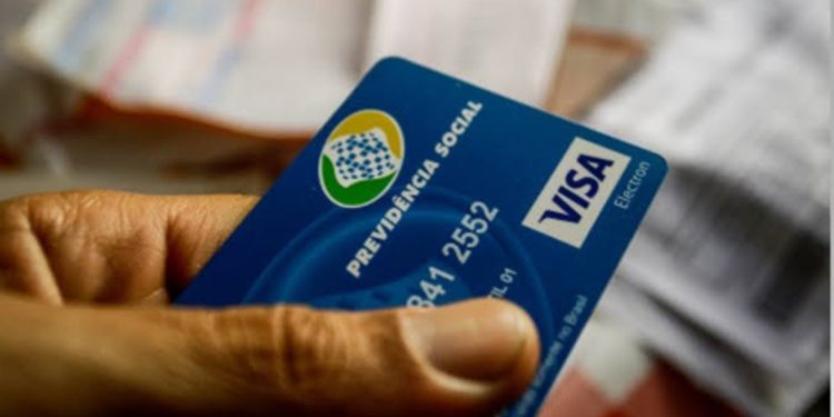 VITÓRIA! 13º salário do INSS será antecipado! Confira as datas de pagamento