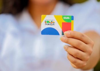 CONFIRMADO! Bolsa Família ANTECIPADO para todos os NIS; veja como vai funcionar o calendário