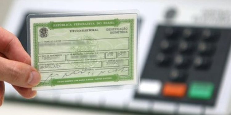 Quer tirar o título de eleitor ou resolver pendências eleitorais? É hora de correr; confira o prazo