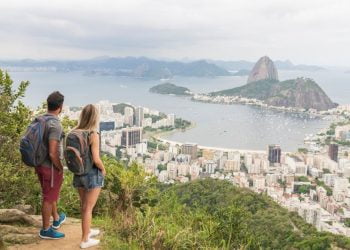 Turistas estrangeiros injetam R$ 4 BILHÕES na economia em janeiro; saiba mais