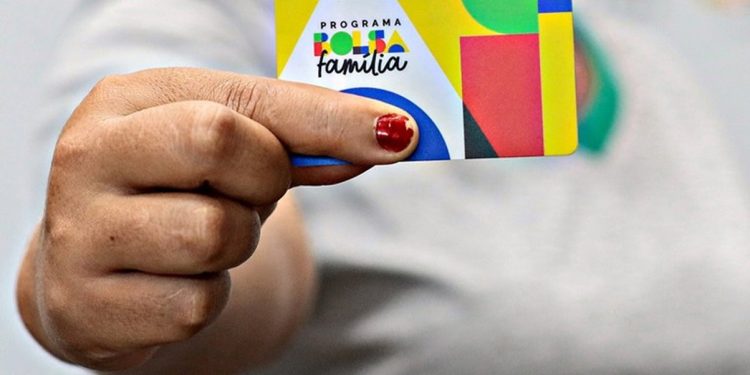 VITÓRIA! Bolsa Família tem 3 MILHÕES de novos beneficiários na rodada de março