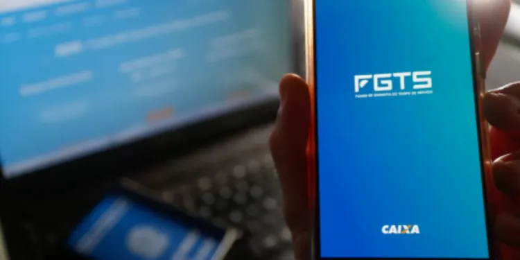 FGTS: Caixa libera Saque-Aniversário de R$ 2.900 para nascidos em Abril