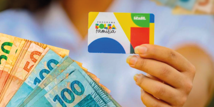 Bolsa Família terá Pagamento Antecipado em 7 Estados; Confira quem foi Contemplado 1 Bolsa Família terá Pagamento Antecipado em 7 Estados; Confira quem foi Contemplado