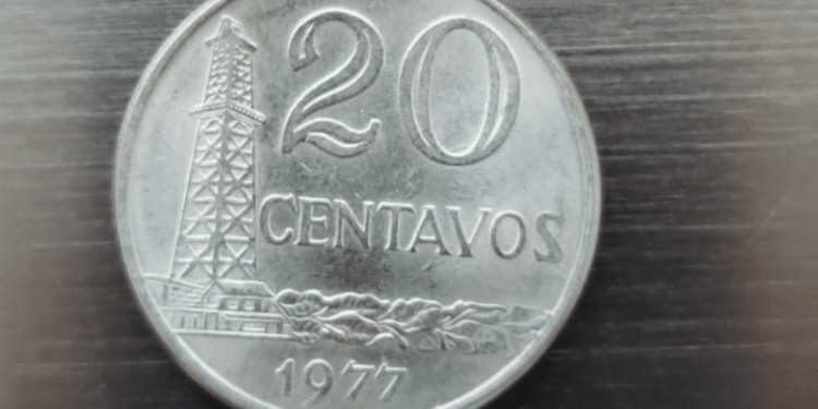 Moeda de 20 Centavos do Cruzeiro com diversos Erros valendo até R$ 2 mil