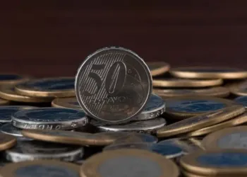 INACREDITÁVEL: Moedas de 50 Centavos valem até R$ 9.000