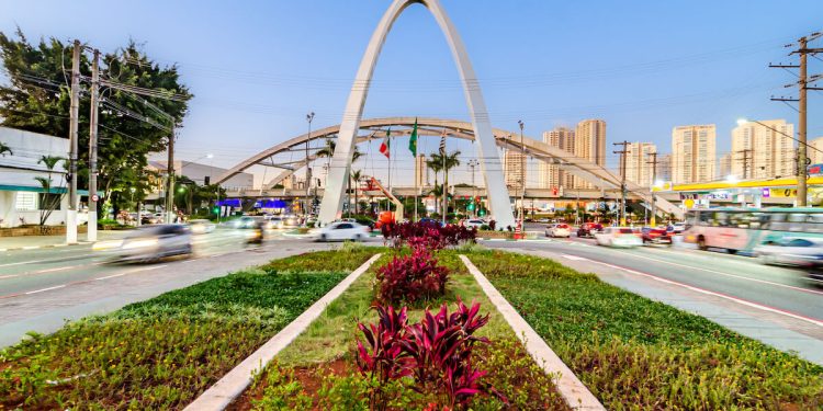 Concurso em OSASCO: + de 500 vagas para níveis fundamental, médio e superior. Salários até R$8.500,00