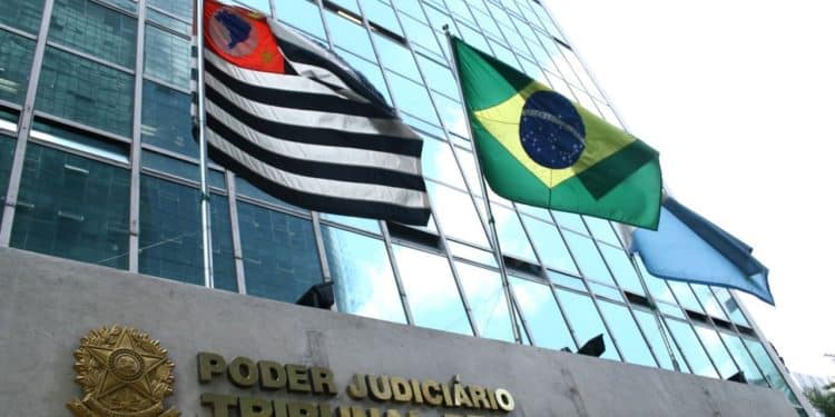 OPORTUNIDADES de carreira: Concursos e processos seletivos com salários acima de R$ 8,5 mil