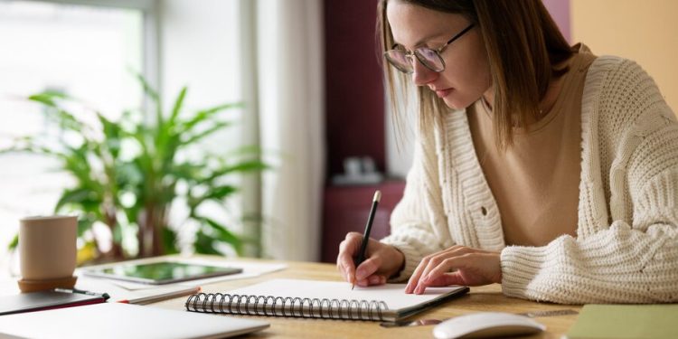 10 ERROS de Ortografia mais Cometidos! Confira