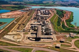 Trabalhar na EuroChem é uma grande chance para conhecer mais sobre o mercado de fertilizantes e ter uma ótima carreira. 