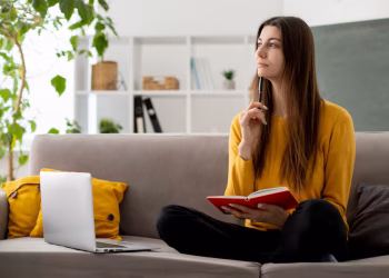 Como fica “segunda-feira” no plural? Domine essa regra e não erre mais