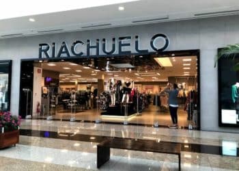 RIACHUELO contrata para vagas SEM EXPERIÊNCIA