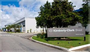 Não somente vagas para jovem aprendiz, mas também há vagas de estagiário na Kimberly Clark.