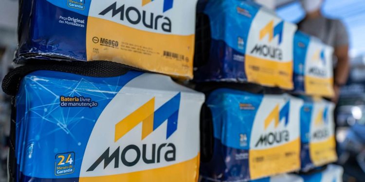 EMPREGO NA LOGÍSTICA: Moura tem vagas para ensino fundamental e médio