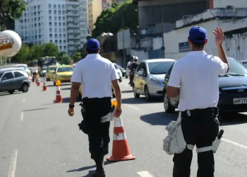 Confira as etapas do Concurso de Agente de Trânsito! Imagem: Agência Brasil