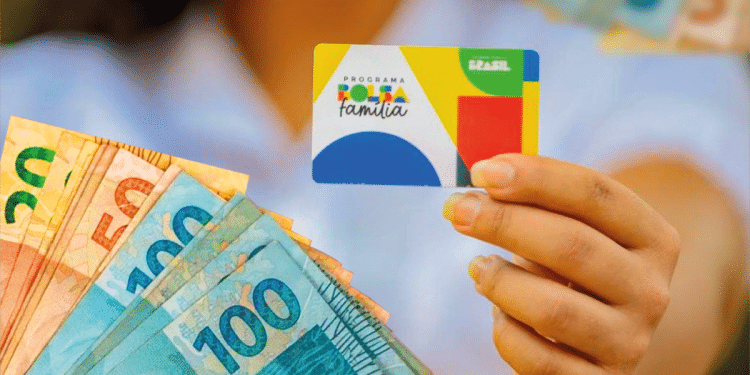 não perca tempo! Confira a que horas o Bolsa Família cai na sua conta no Caixa Tem!