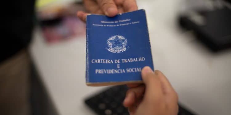 Itapevi Surpreende com 740 Novas VAGAS de Emprego - Candidate-se Já!