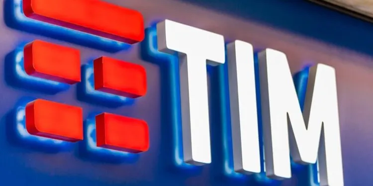TIM abre 250 VAGAS de emprego, incluindo oportunidades para PCD; saiba como se candidatar