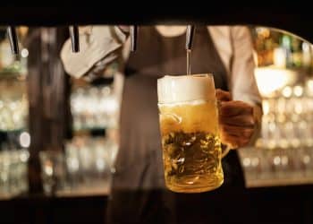 AMBEV abriu vagas de emprego! Imagem: Freepik